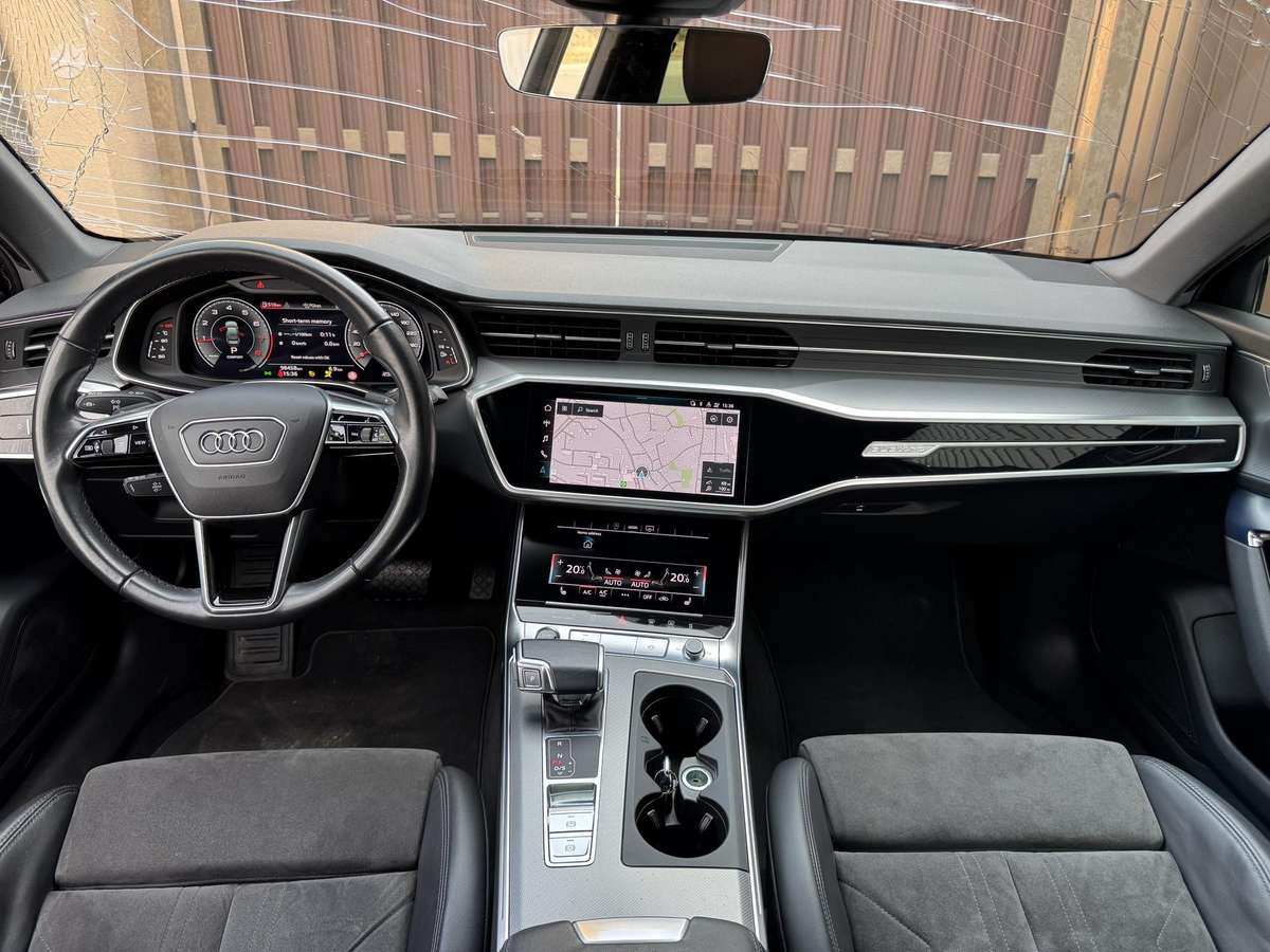 Audi A6, 2.0 l., Седан