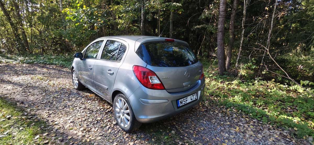Opel Corsa, 1.3 l., hatchback