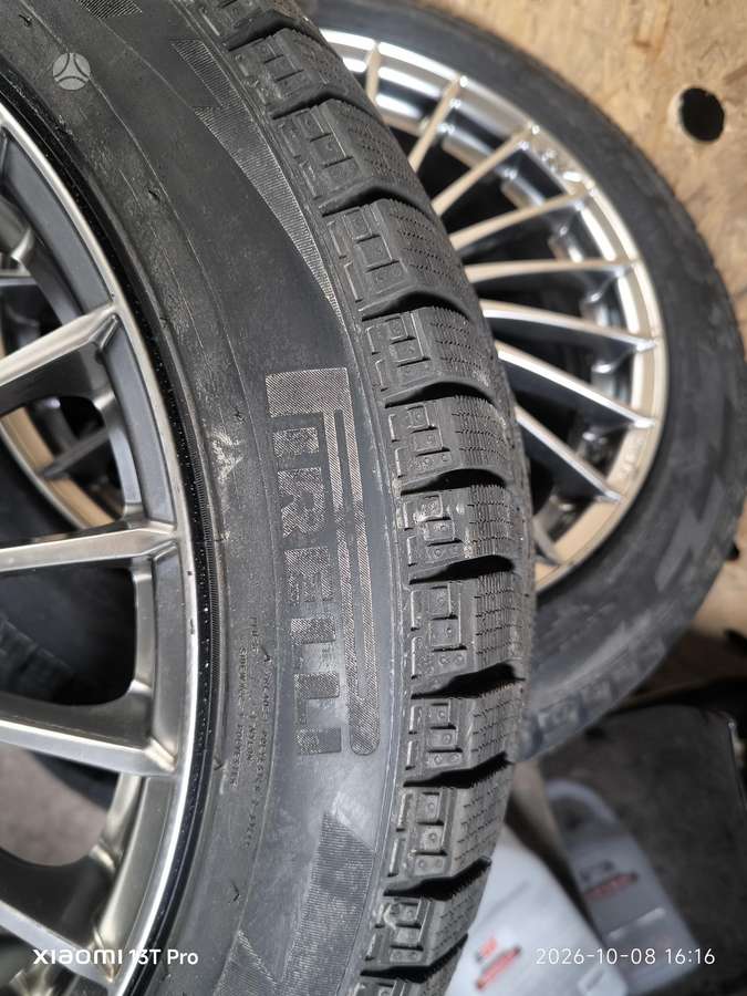 Pirelli, winter 245/45 R18