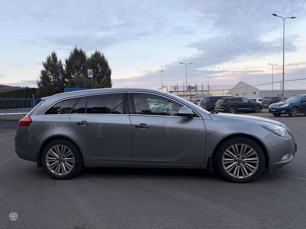 Opel Insignia, 2.0 l., Универсал