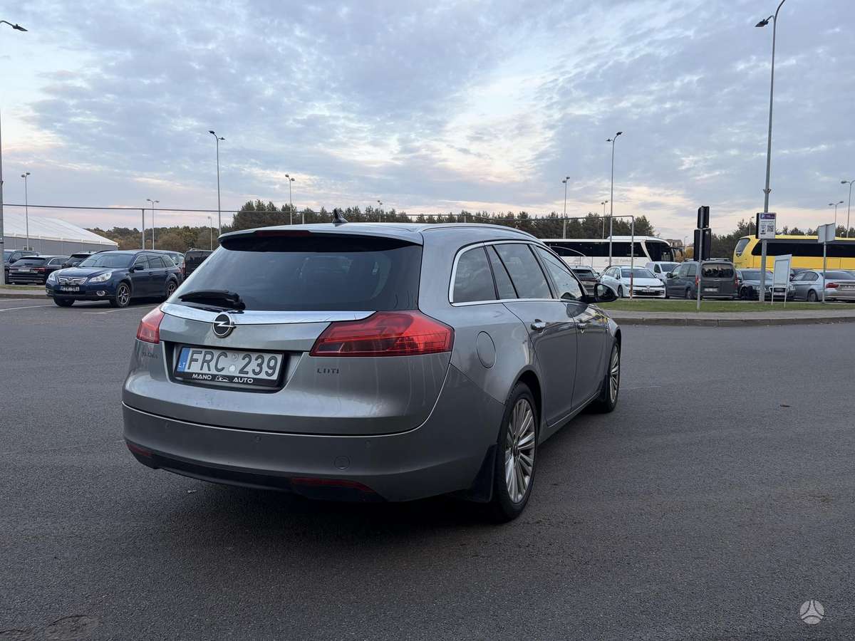 Opel Insignia, 2.0 l., Универсал