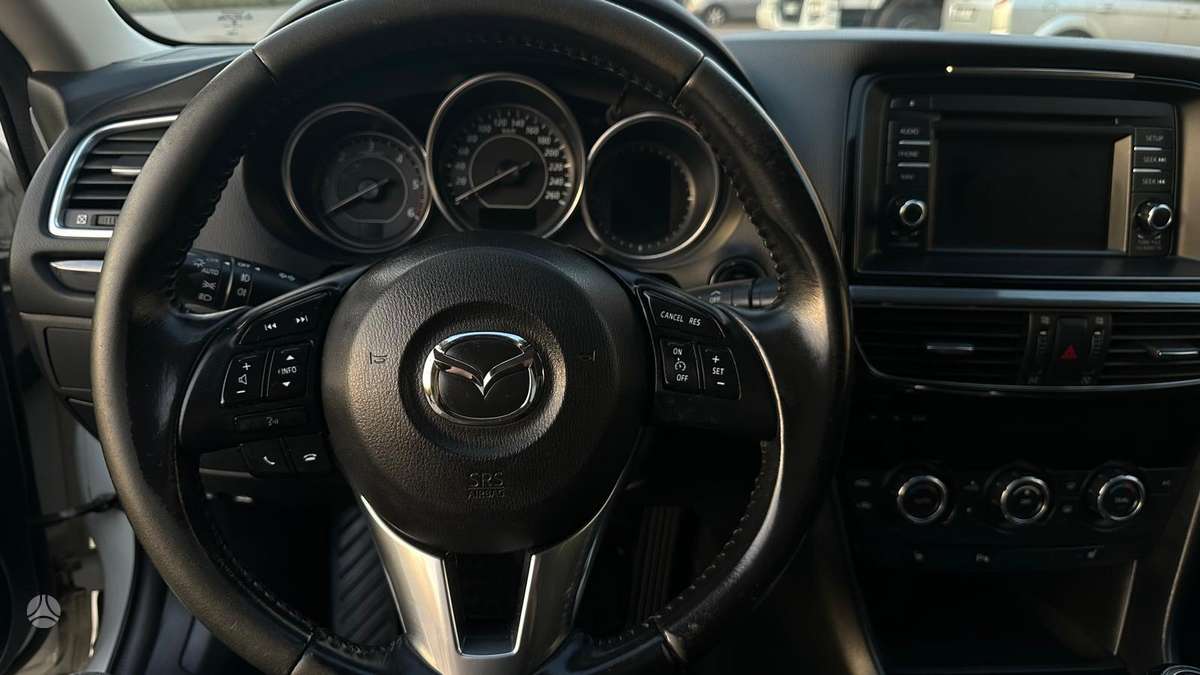 Mazda 6, 2.2 l., Седан