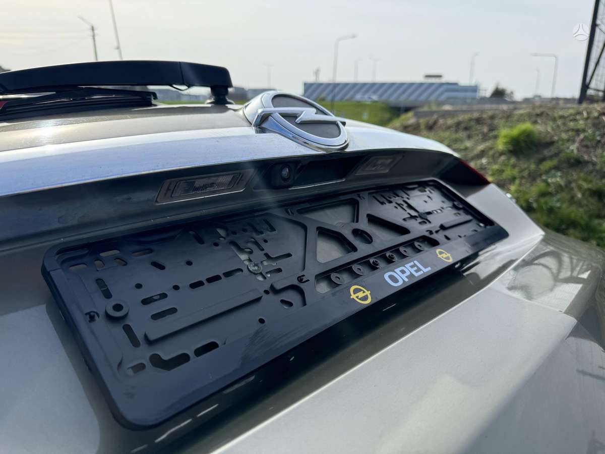 Opel Insignia, 2.0 l., universalas