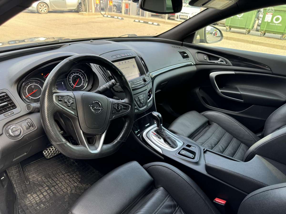 Opel Insignia, 2.0 l., universalas