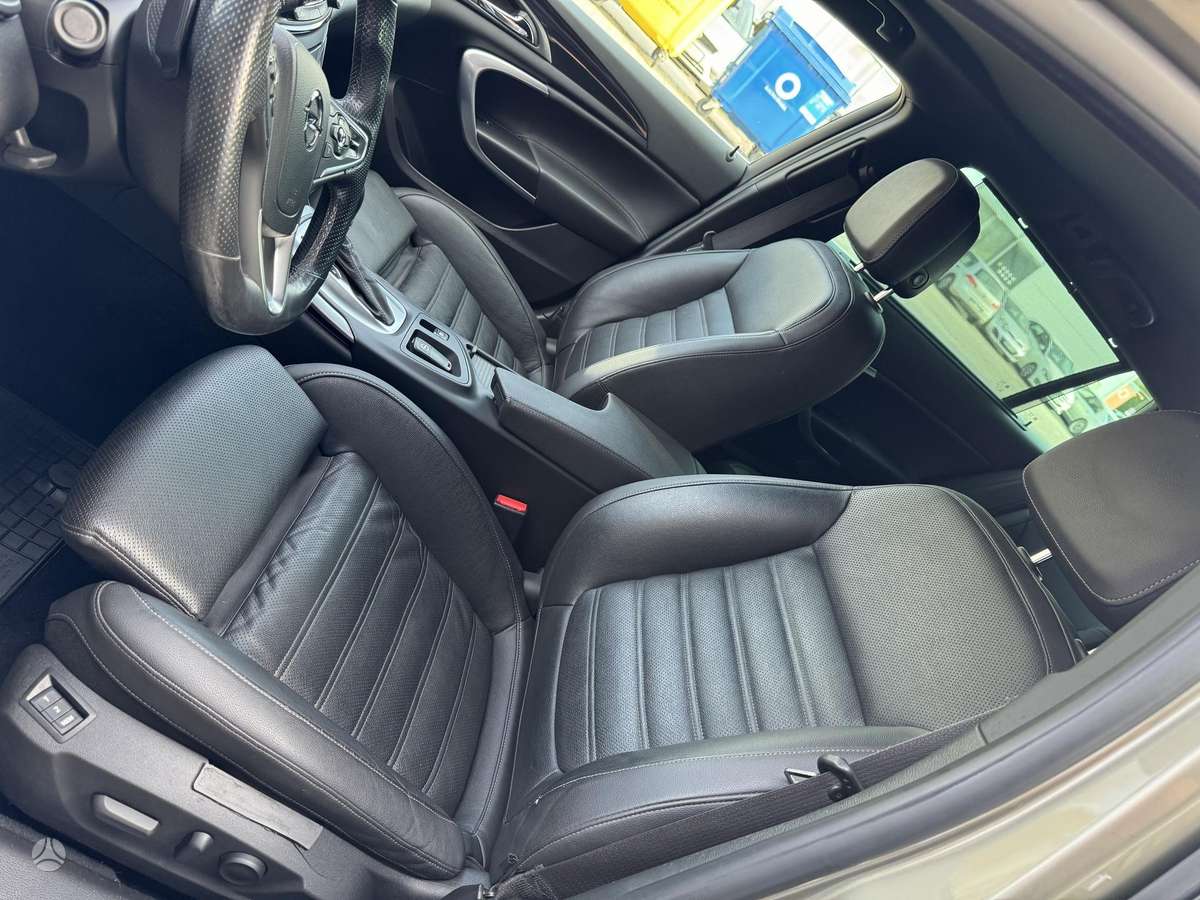 Opel Insignia, 2.0 l., universalas