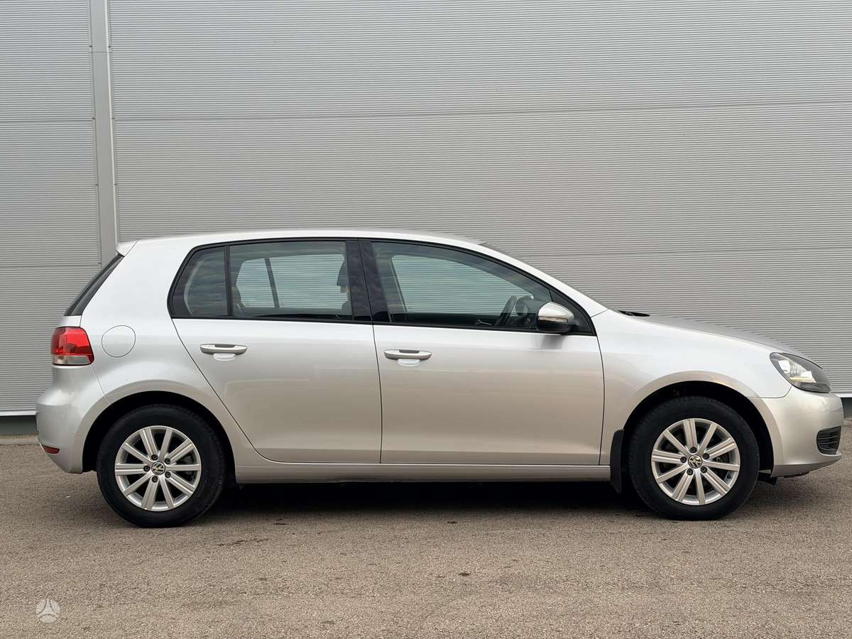 Volkswagen Golf, 1.2 l., hatchback
