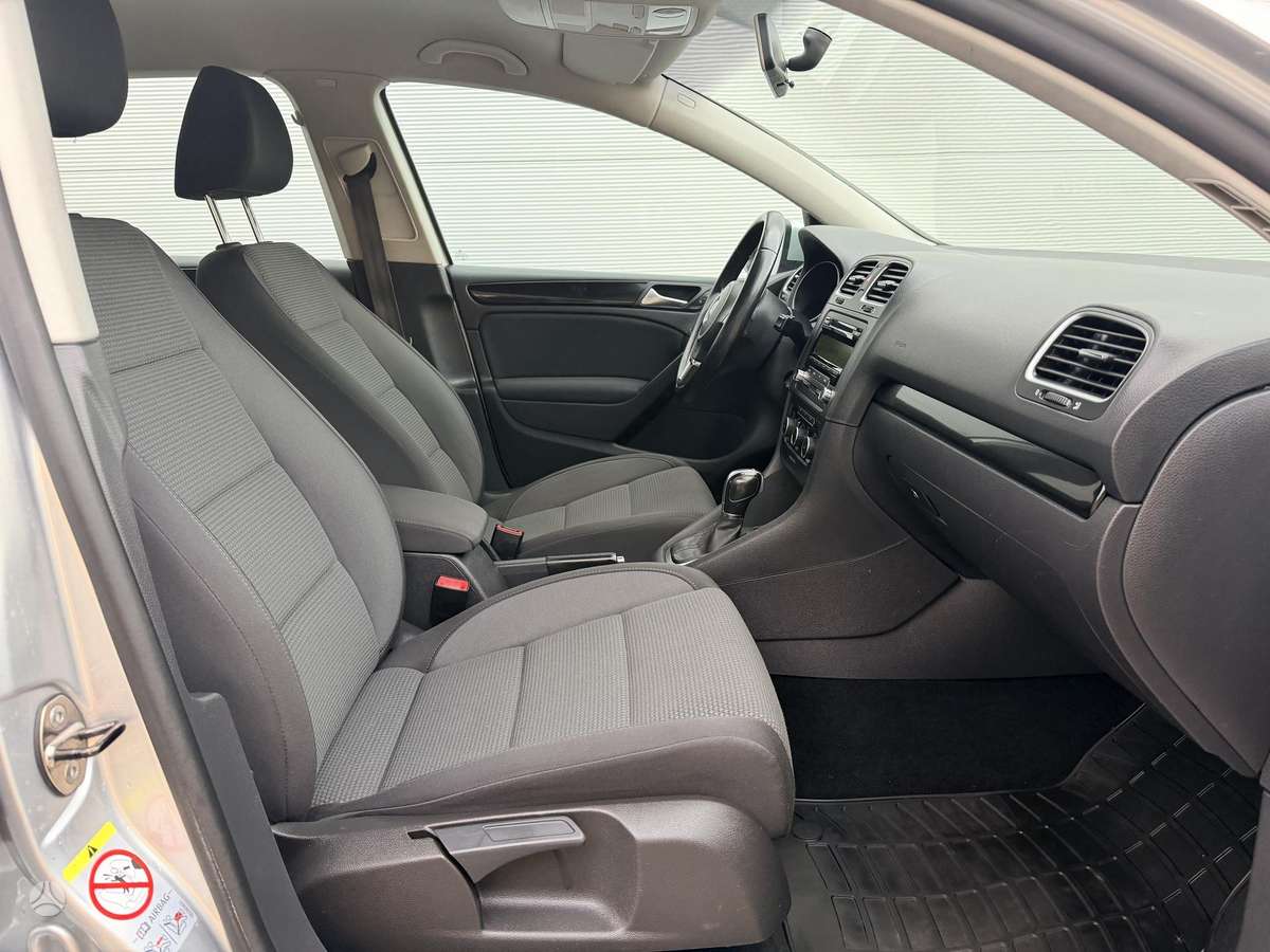 Volkswagen Golf, 1.2 l., hatchback