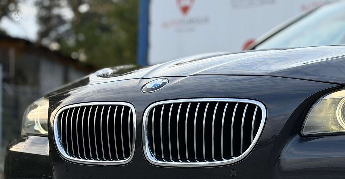 BMW 530, 3.0 l., Седан