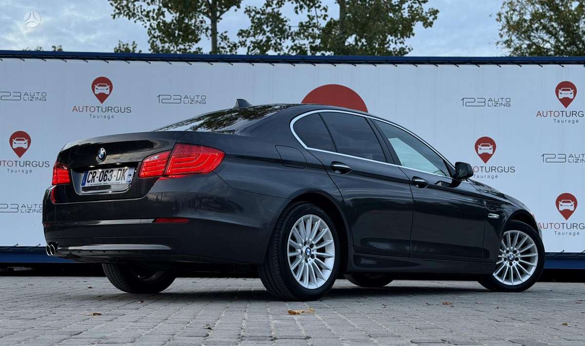 BMW 530, 3.0 l., Седан