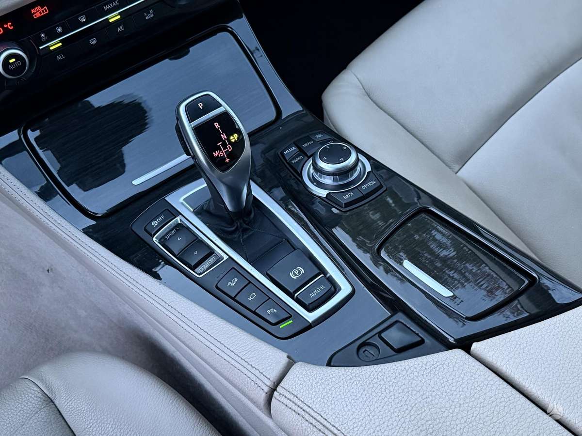 BMW 530, 3.0 l., Седан