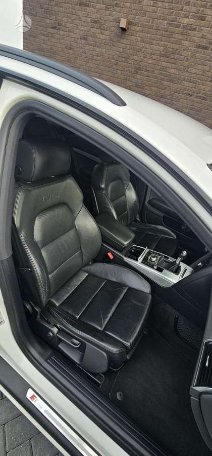 Audi A6, 2.0 l., universalas