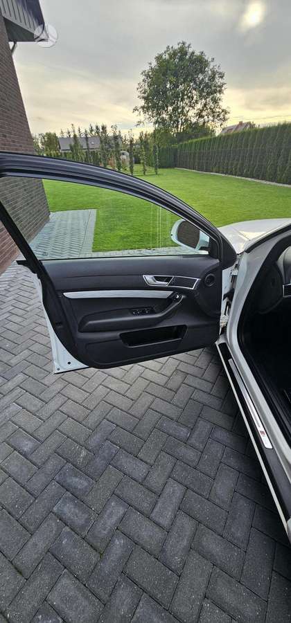 Audi A6, 2.0 l., universalas