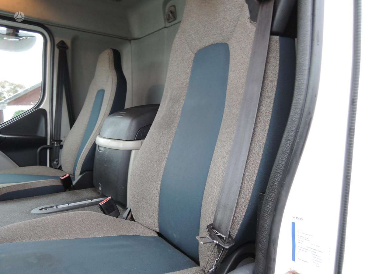 Volvo FL250, kietašoniai