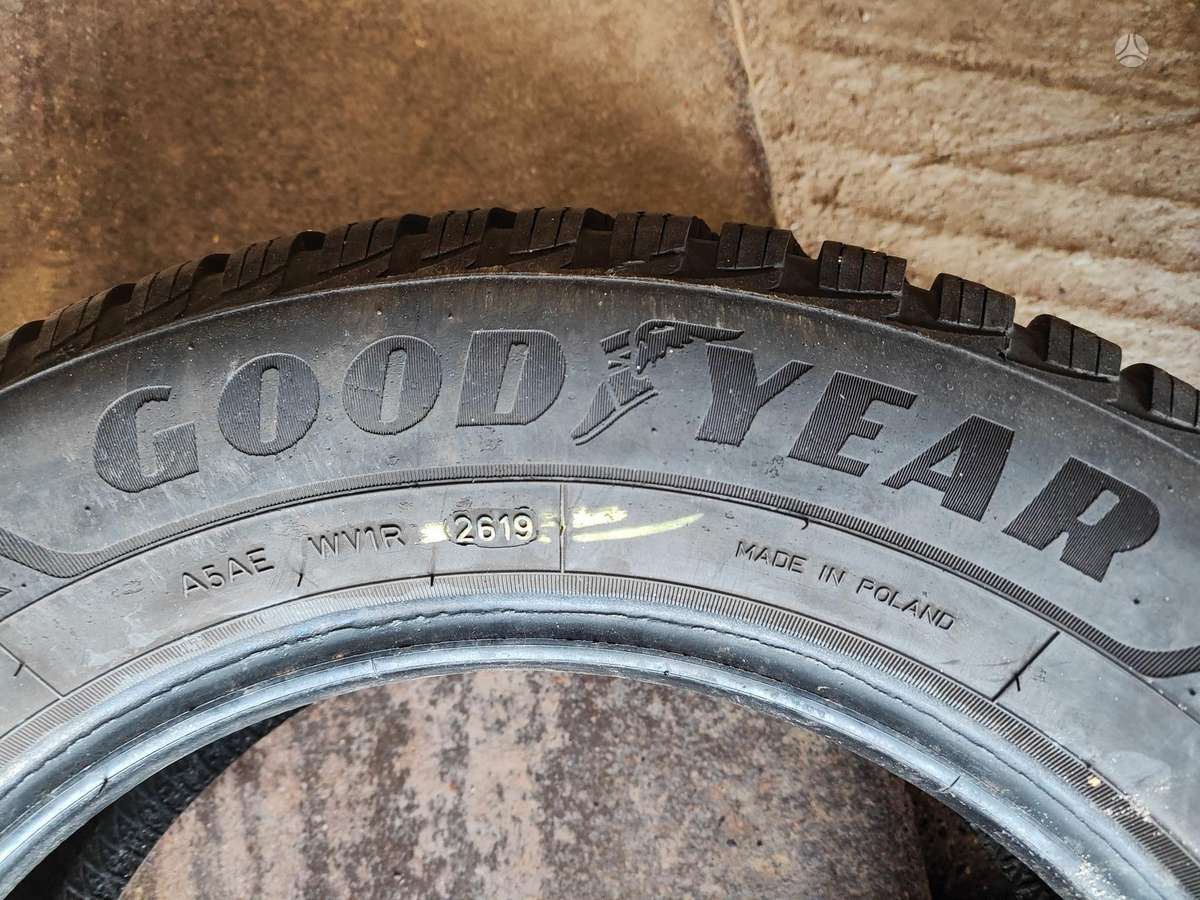 Goodyear, зимние 195/65 R15