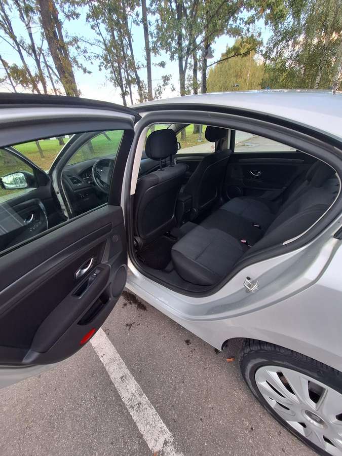 Renault Laguna, 1.5 l., hatchback