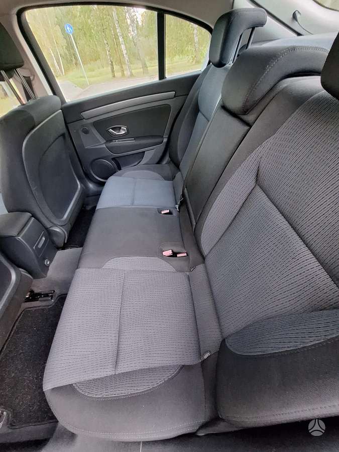 Renault Laguna, 1.5 l., hatchback