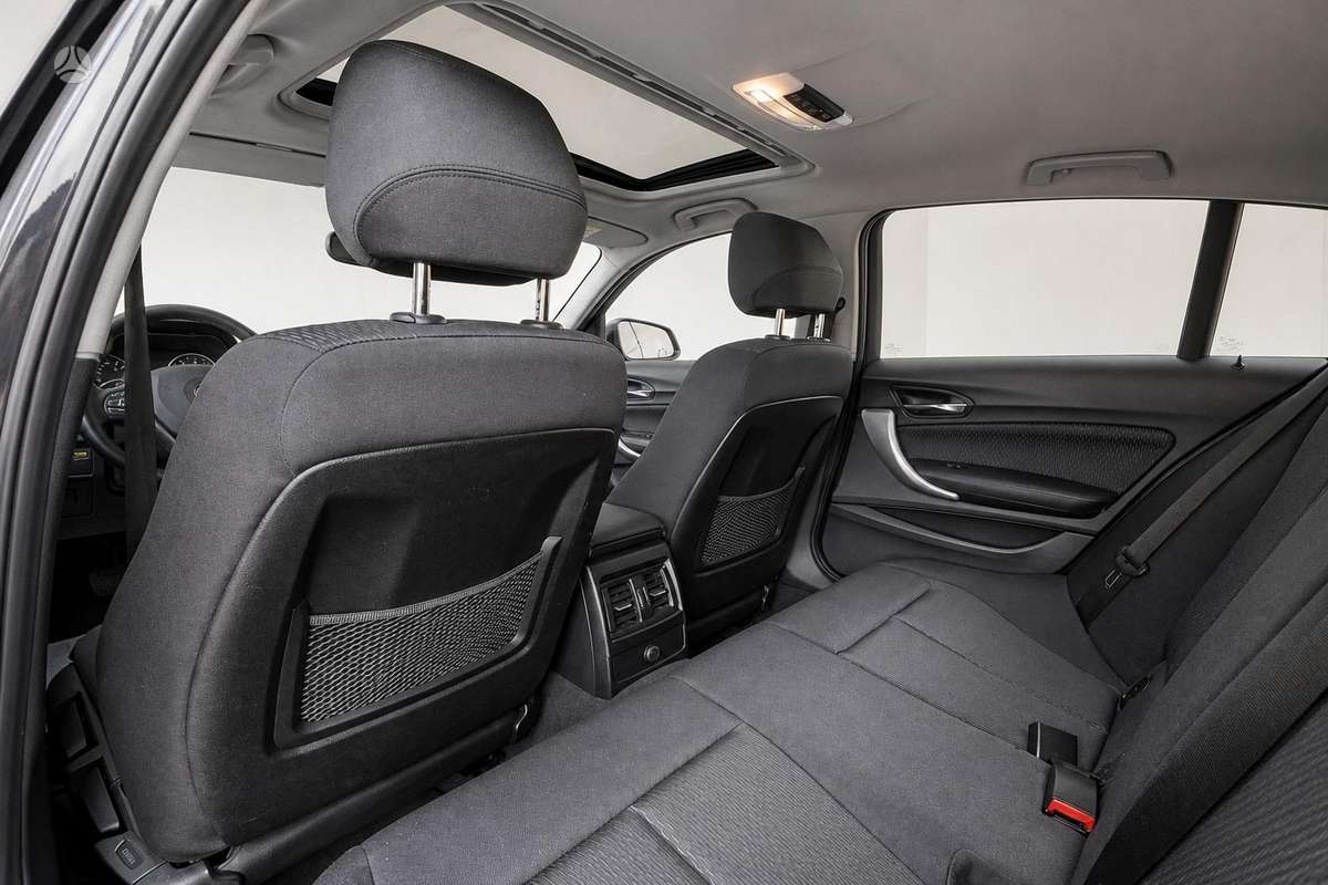 BMW 120, 2.0 l., Хэтчбек