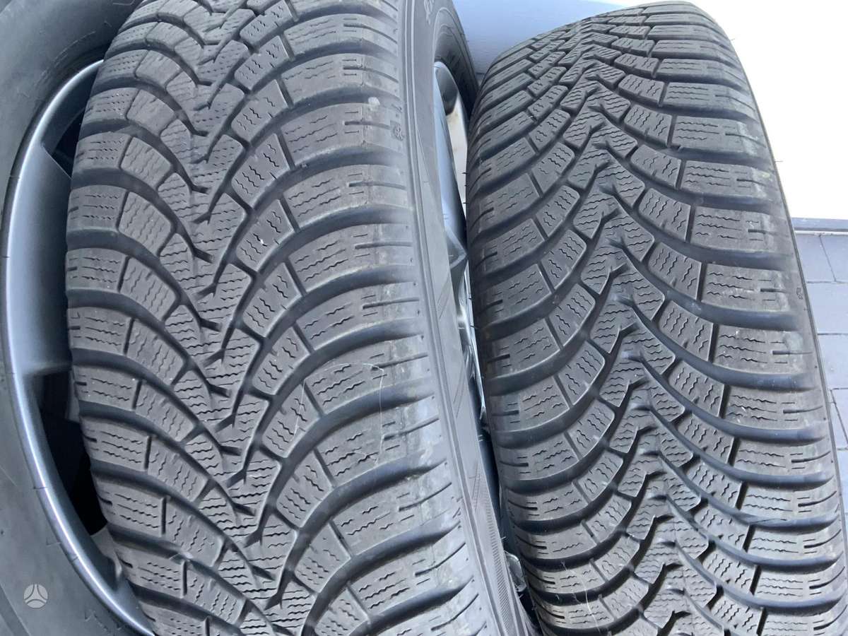 Lexus UX, lengvojo lydinio, R17
