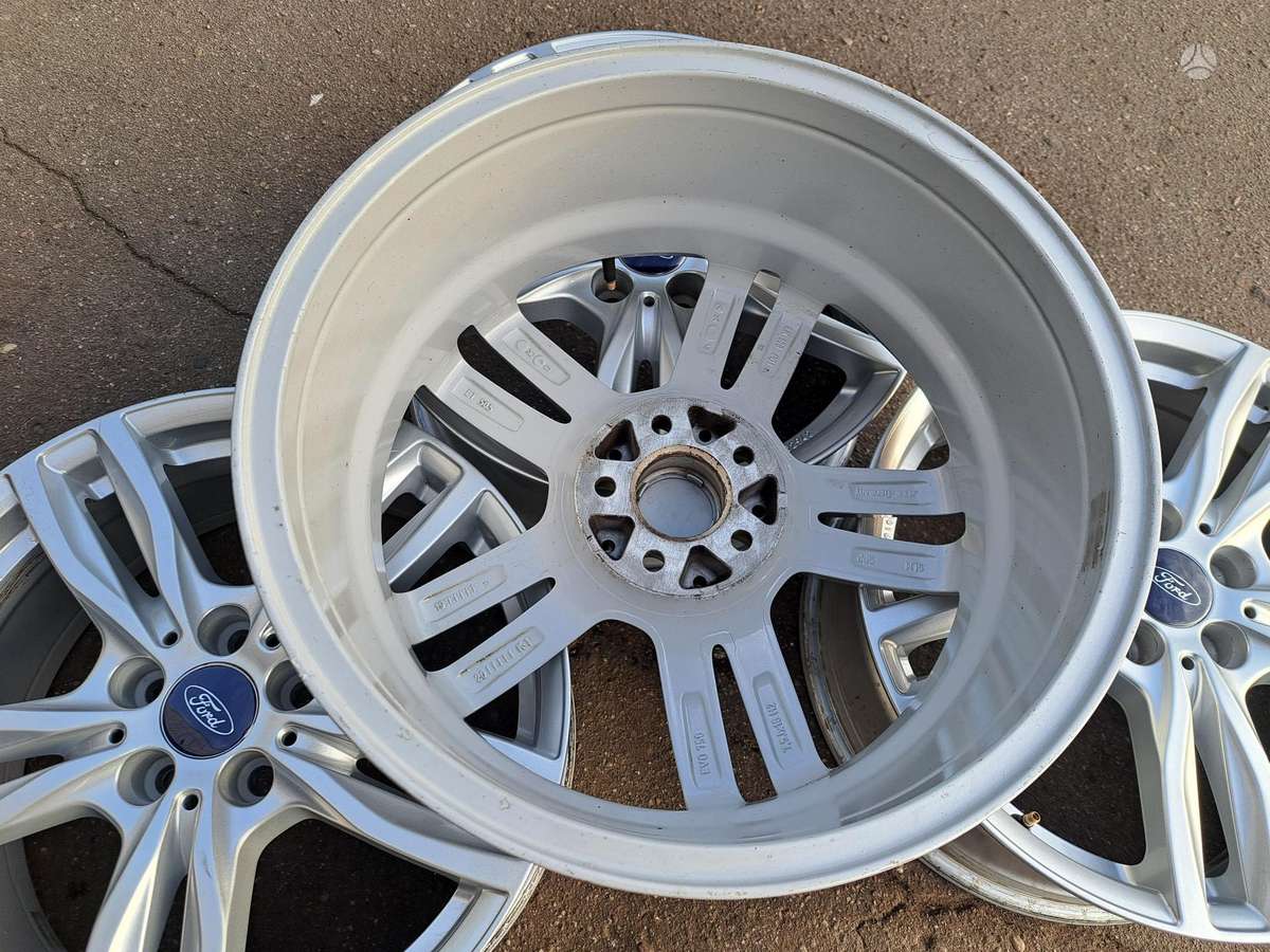 Ford Kuga, light alloy, R18
