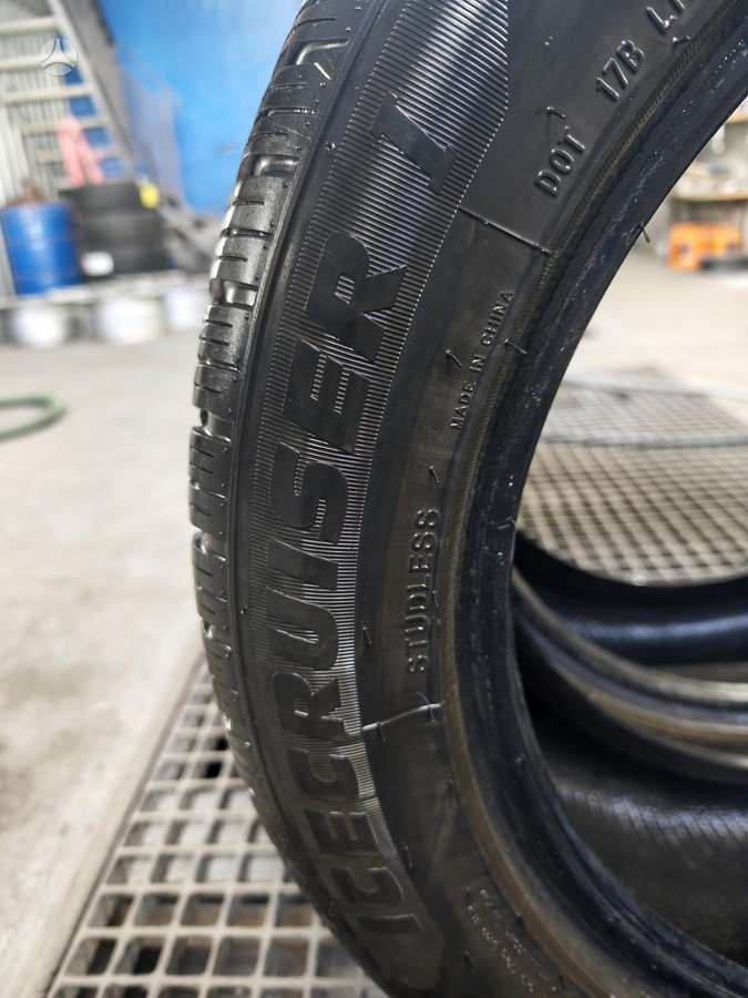 Rockblade, winter 235/50 R18