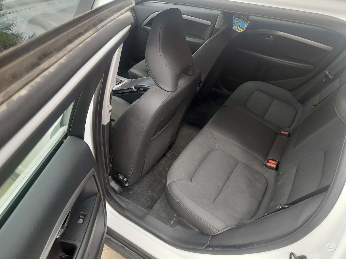Volvo XC70, 2.4 l., wagon