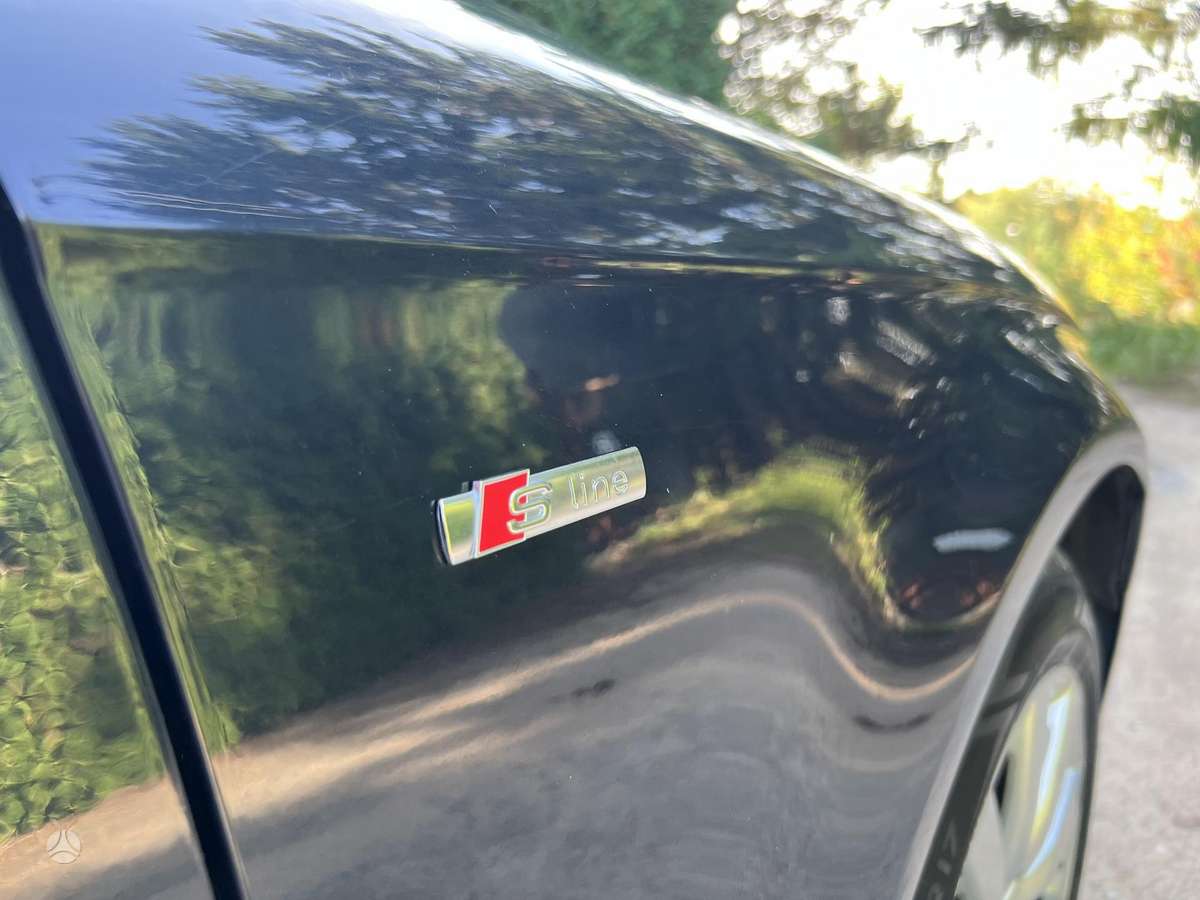 Audi A4, 2.0 l., sedanas