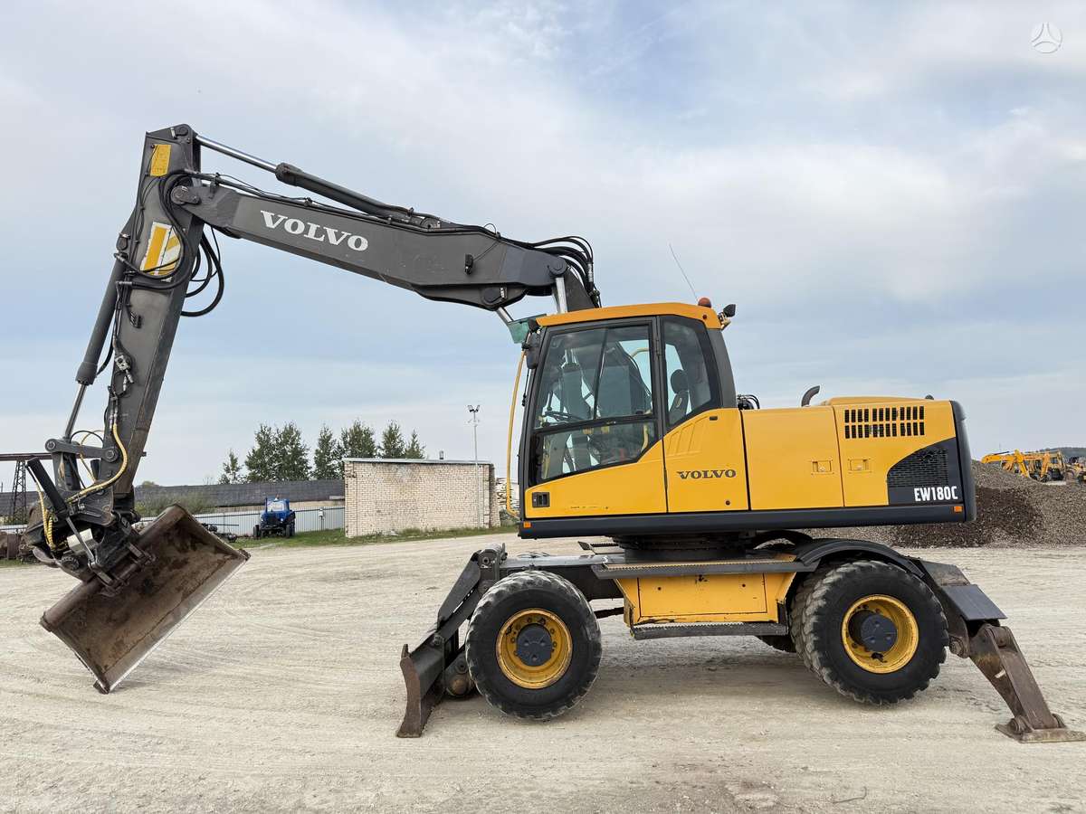 Volvo EW 180 C , ROTO + Grapple, ekskavatoriai
