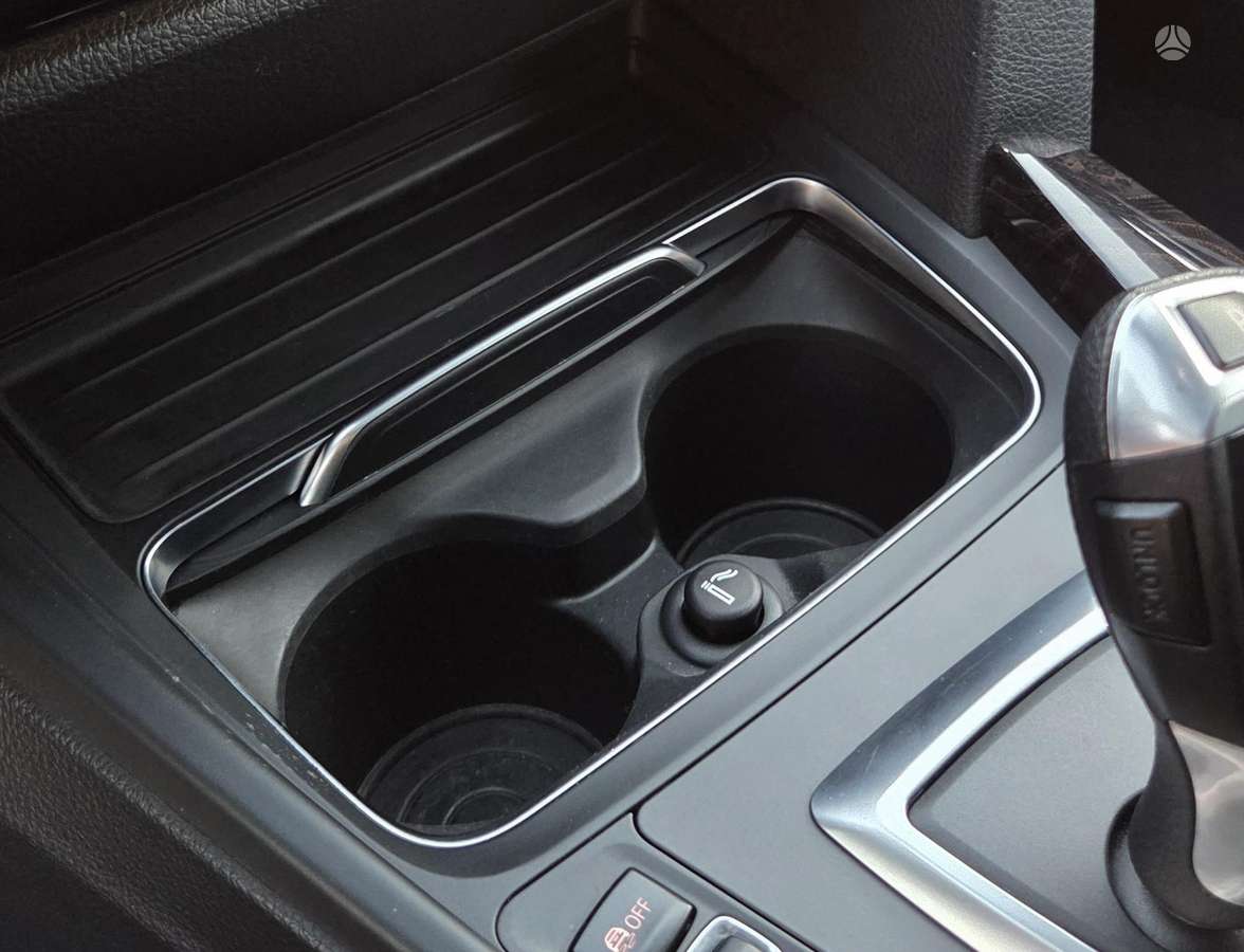 BMW 320, 2.0 l., universalas
