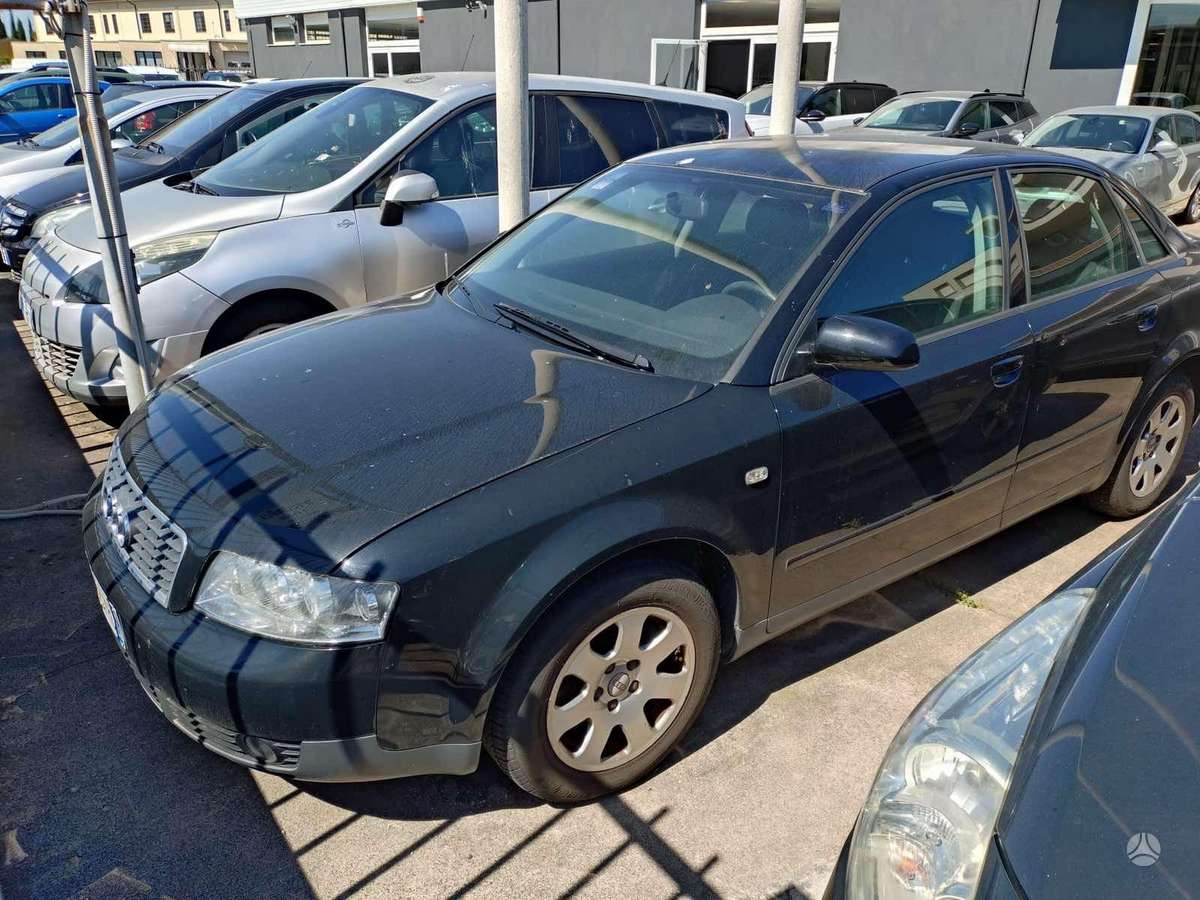 Audi A4, 1.9 l., Седан