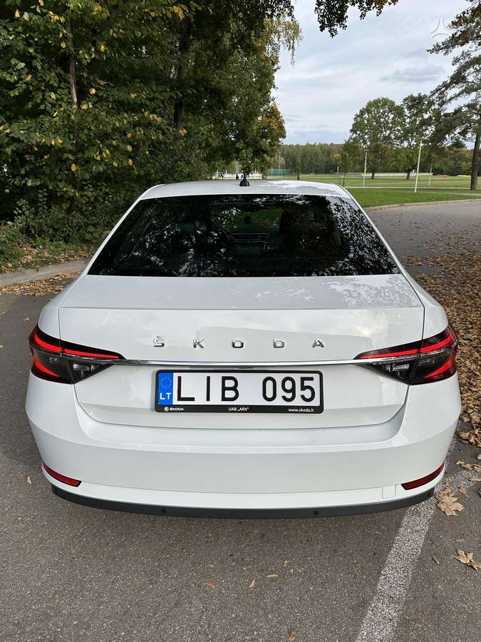 Skoda Superb, 2.0 l., hatchback
