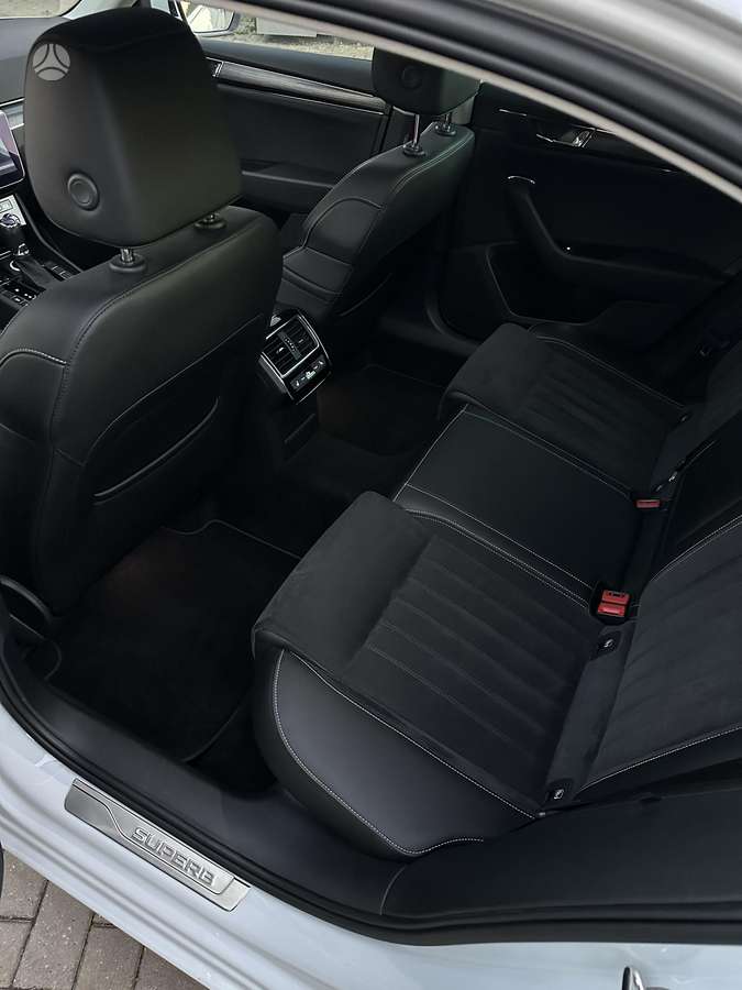 Skoda Superb, 2.0 l., Хэтчбек