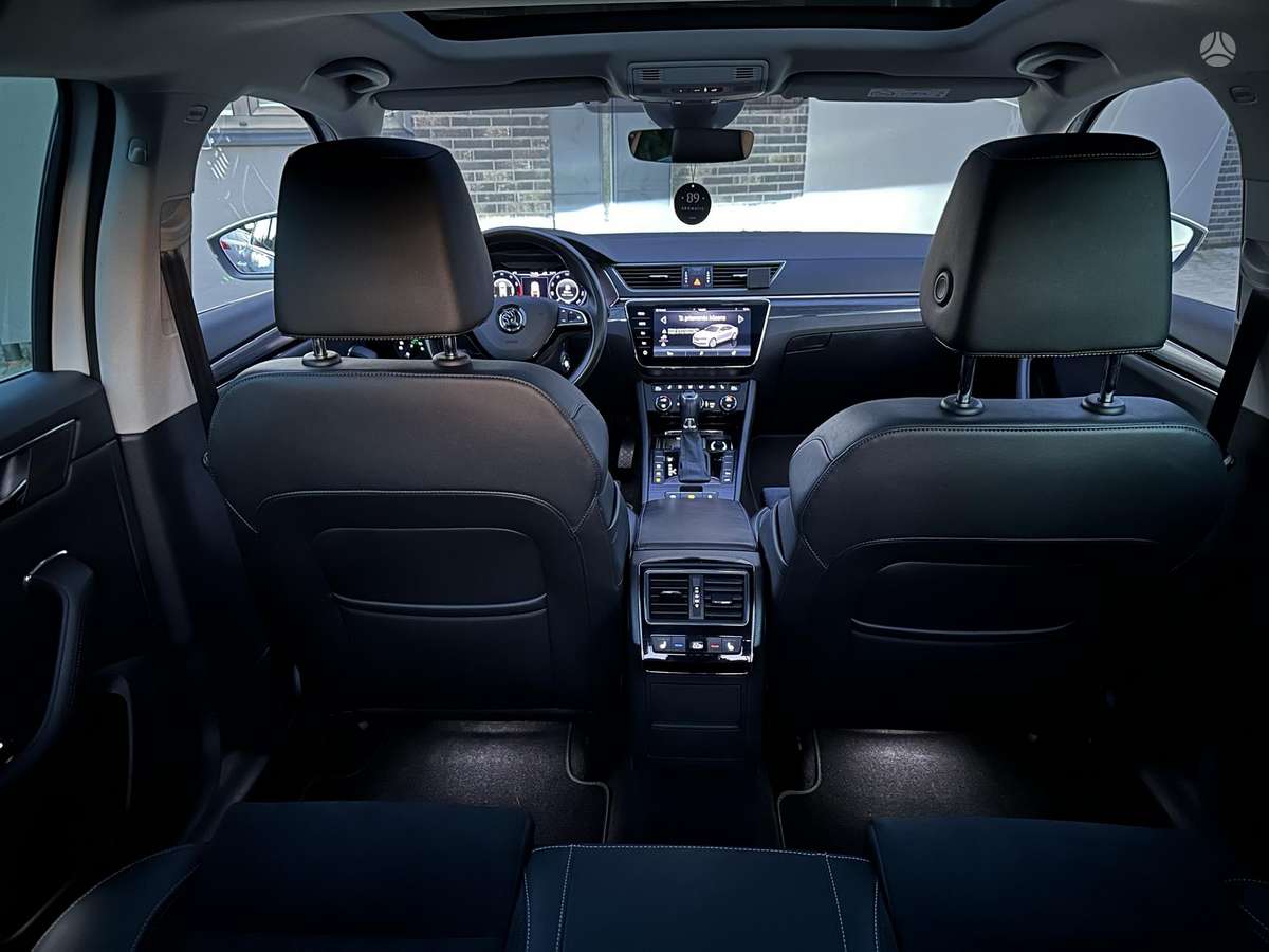 Skoda Superb, 2.0 l., hatchback