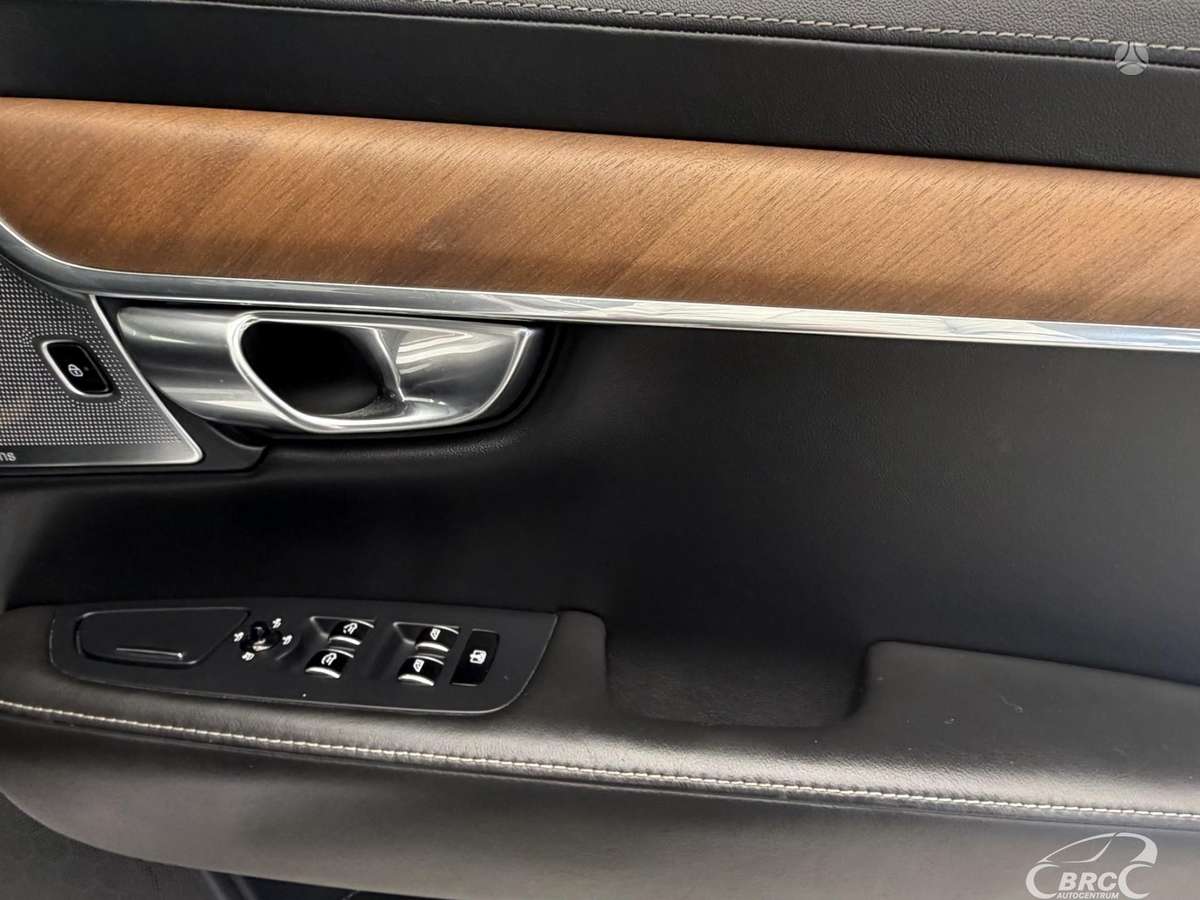 Volvo S90, 2.0 l., Седан