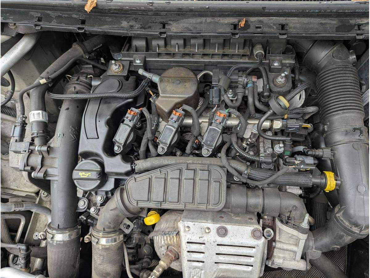 Peugeot 308 engine