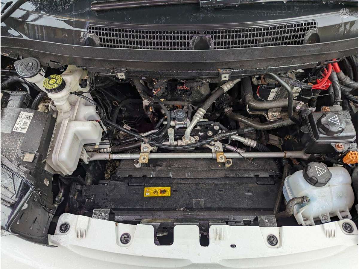 BMW i3 engine