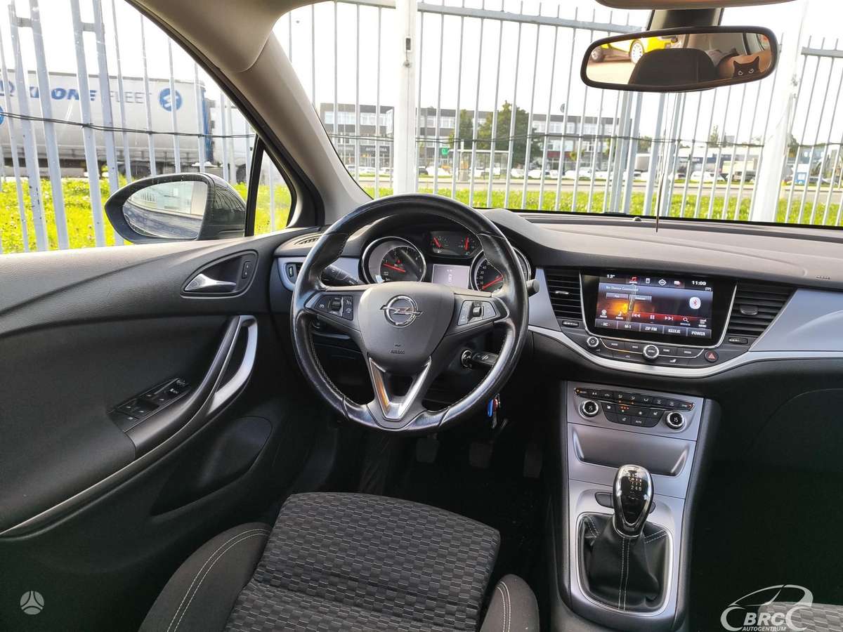 Opel Astra, 1.6 l., hatchback