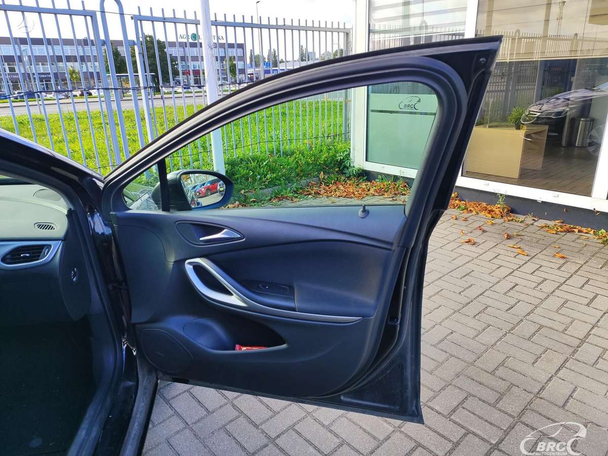 Opel Astra, 1.6 l., hatchback
