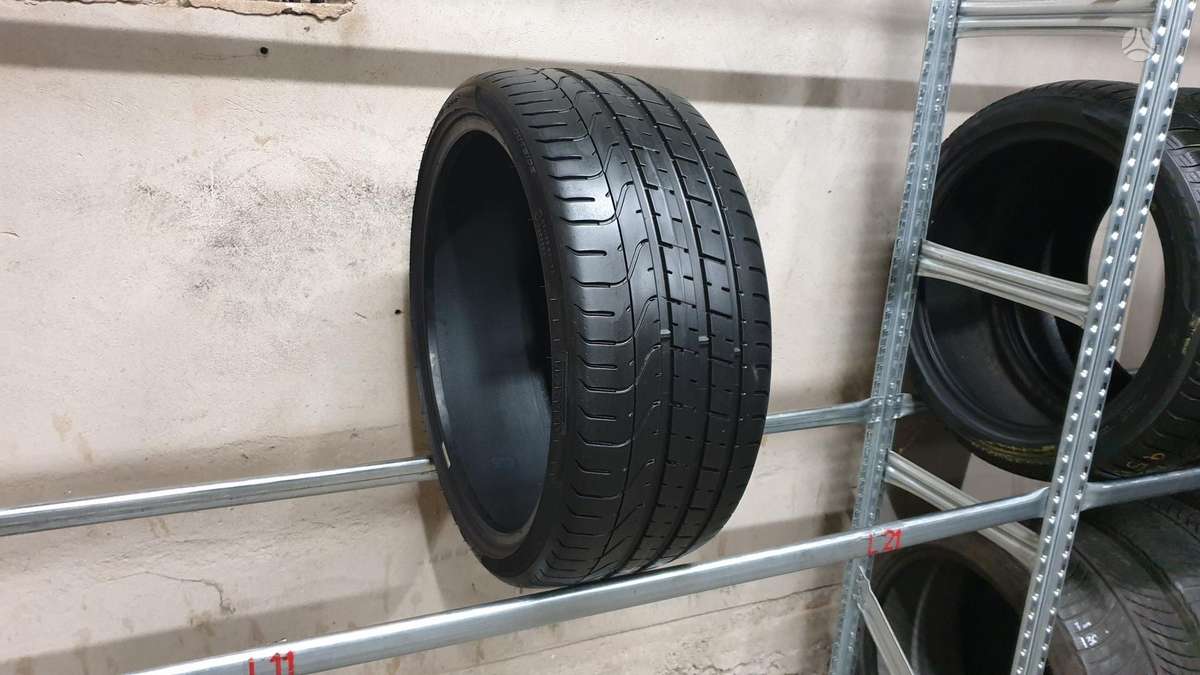 Pirelli PZero TM apie 7mm, summer 225/35 R19