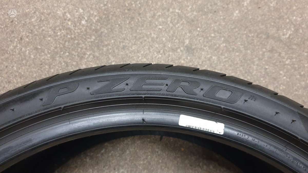 Pirelli PZero TM apie 7mm, summer 225/35 R19