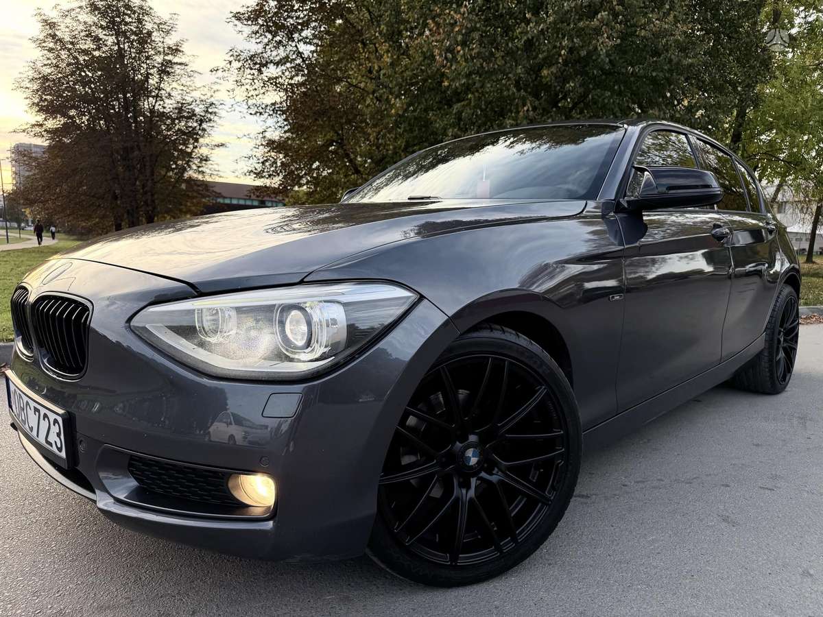 BMW 120, 2.0 l., hatchback