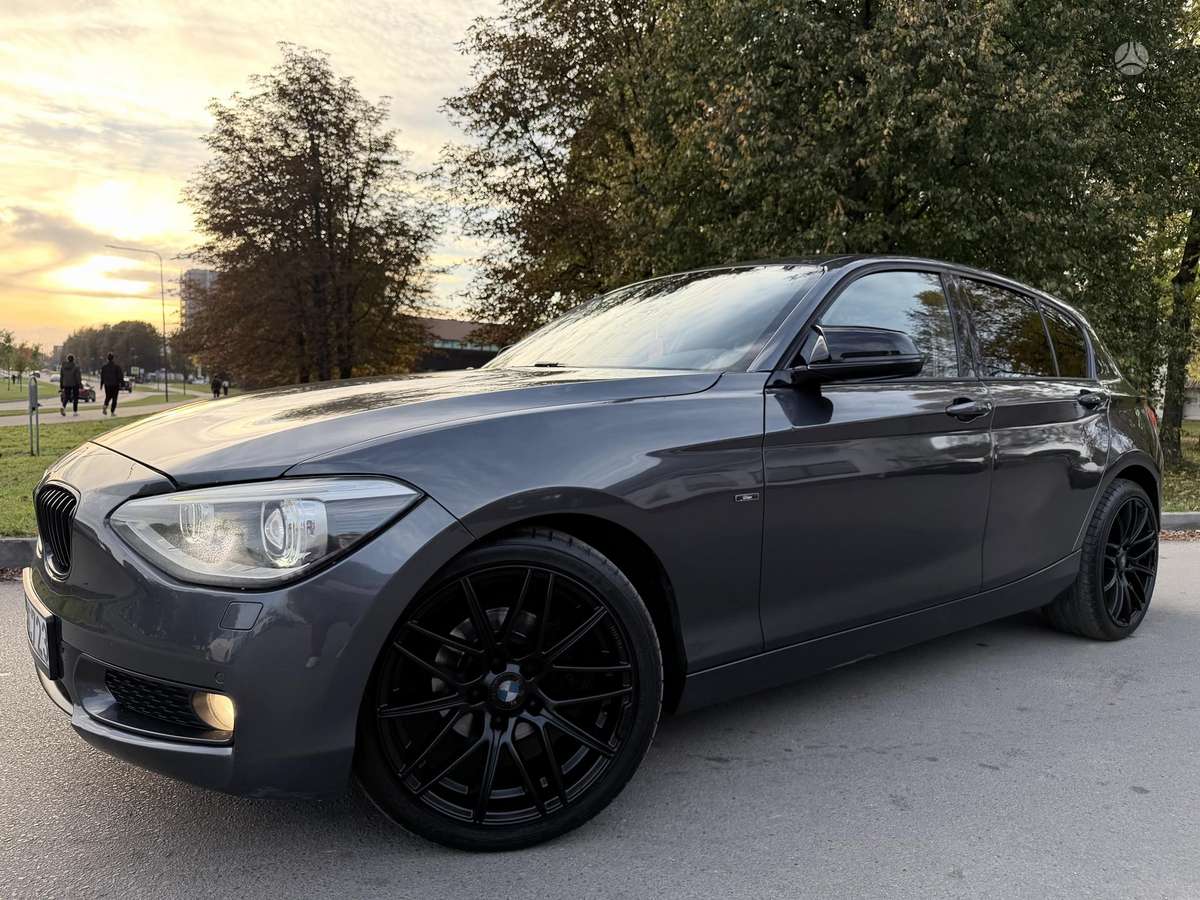 BMW 120, 2.0 l., Хэтчбек