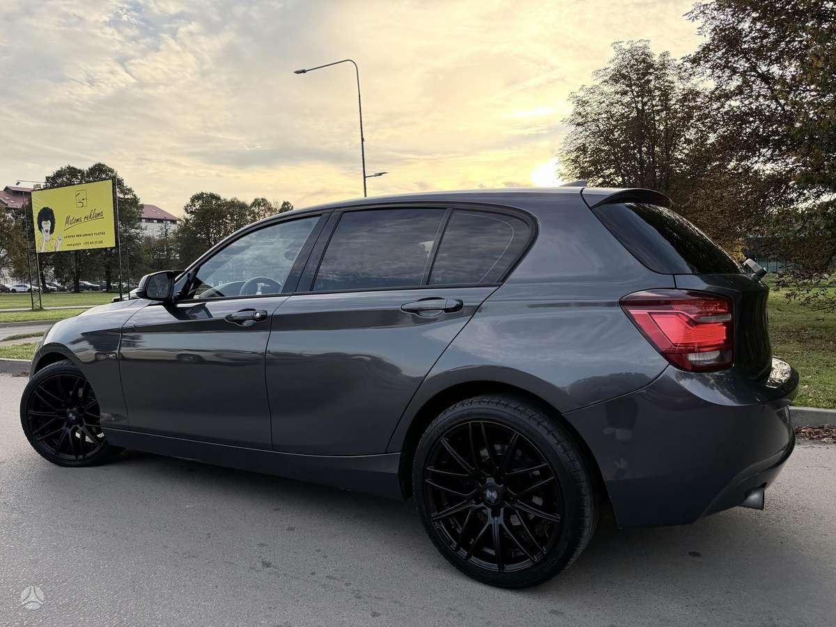 BMW 120, 2.0 l., Хэтчбек