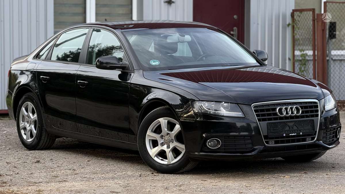 Audi A4, 2.0 l., Седан