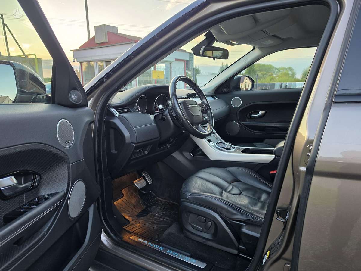 Land Rover Evoque, 2.2 l., off-road / crossover