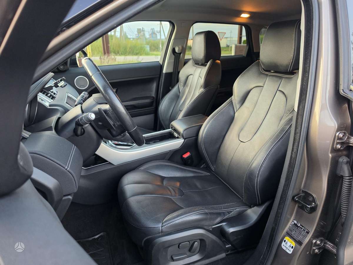 Land Rover Evoque, 2.2 l., off-road / crossover