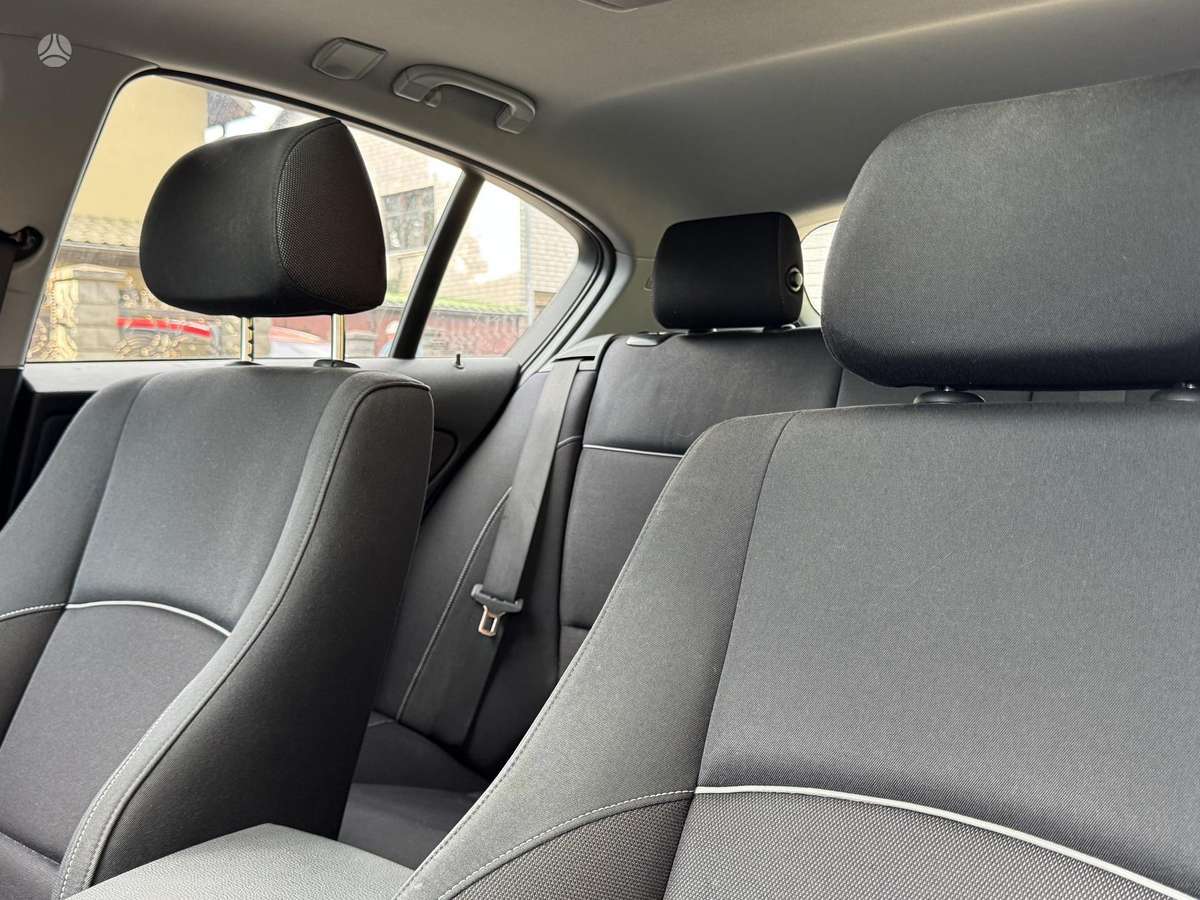 BMW 118, 2.0 l., Хэтчбек