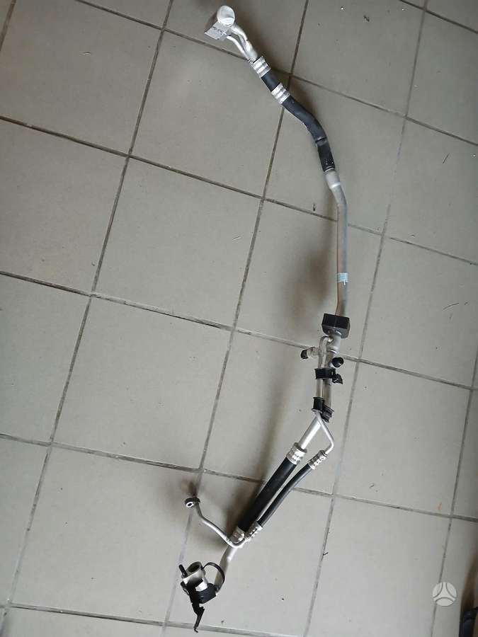Genesis GV70 rezerves daļās
