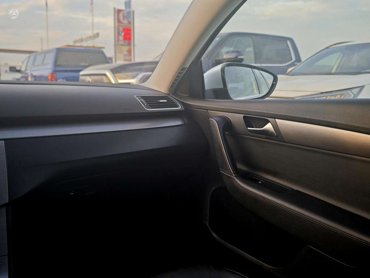 Volkswagen Passat, 1.4 l., Универсал