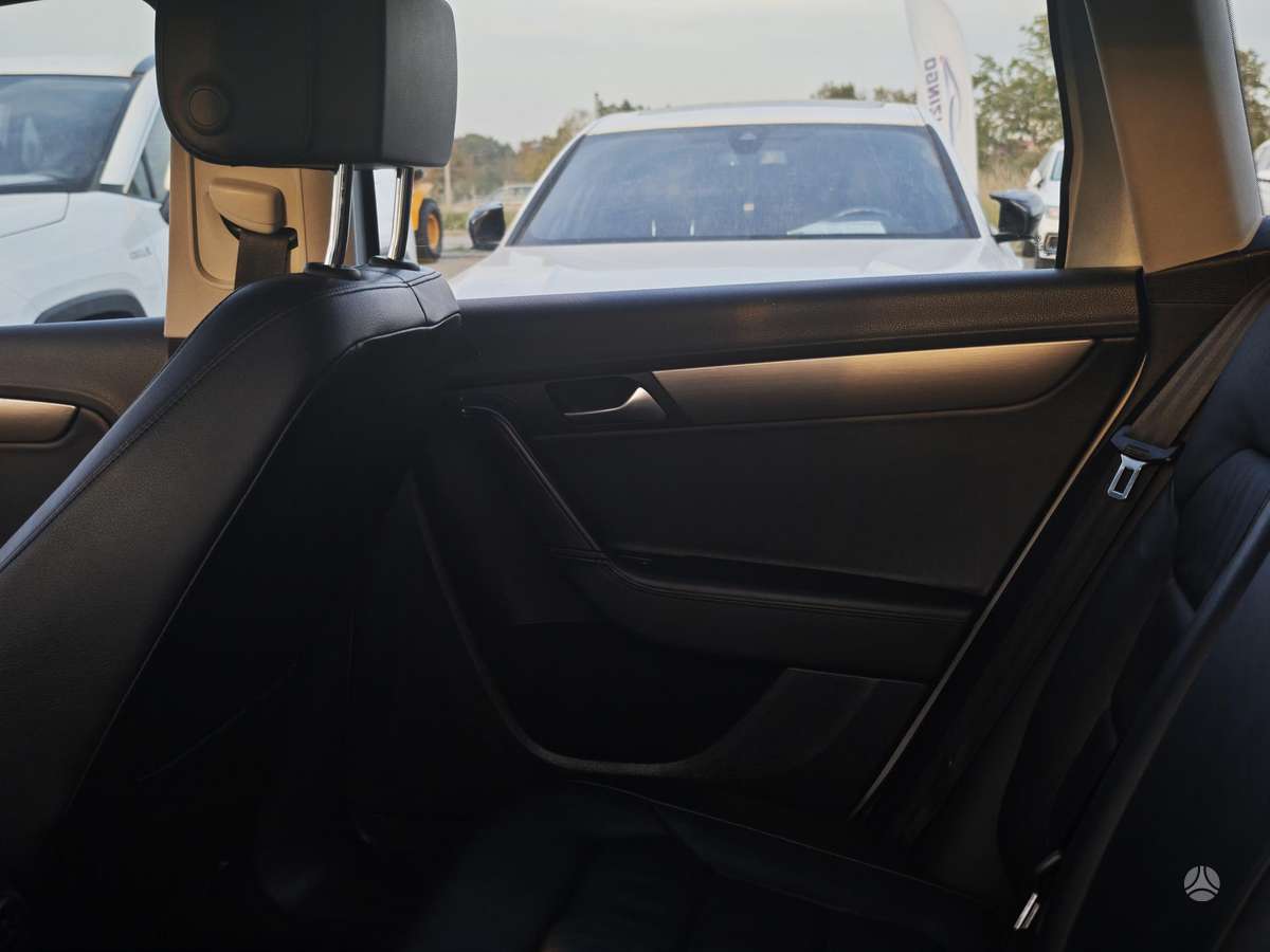 Volkswagen Passat, 1.4 l., Универсал