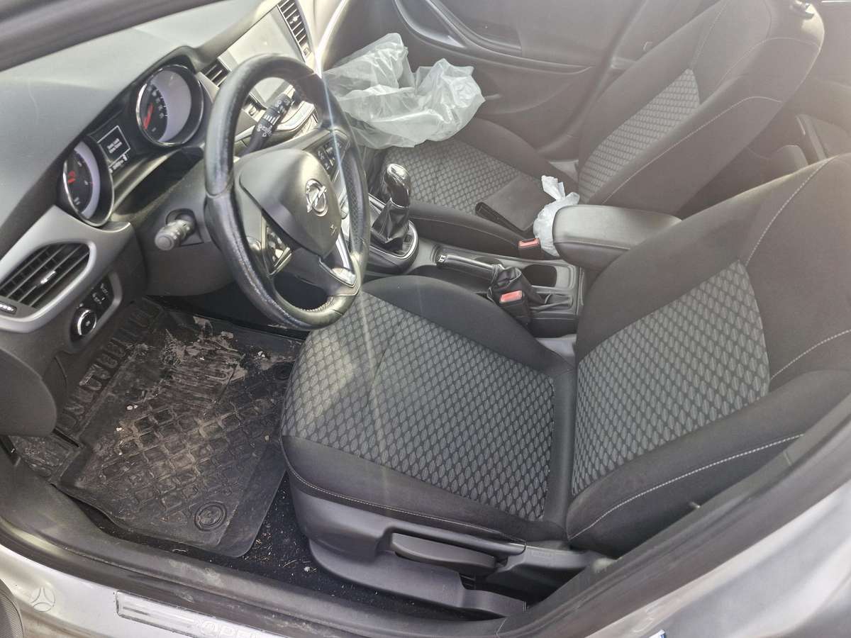 Opel Astra, Универсал